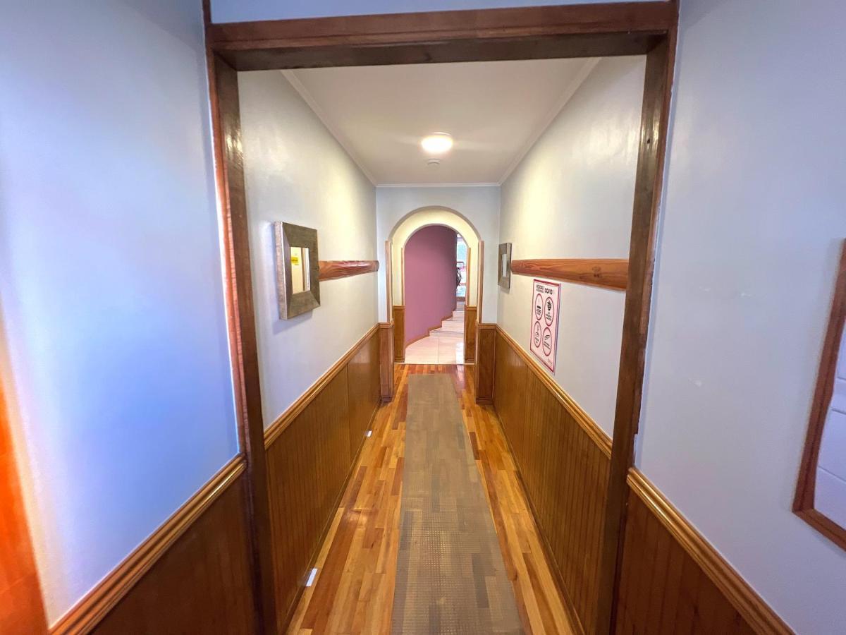 Apartamento Incredible Downtown Duplex With Interior Backyard Punta Arenas Exterior foto