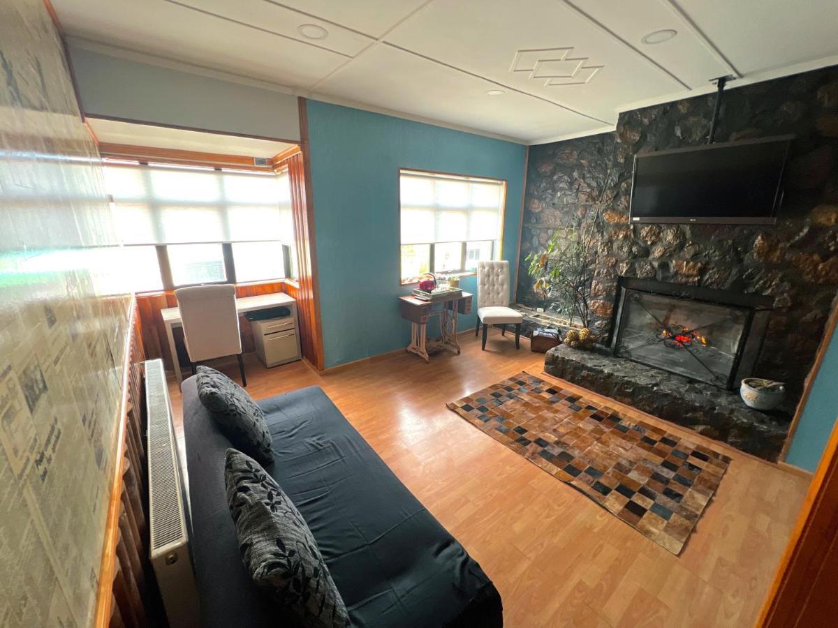 Apartamento Incredible Downtown Duplex With Interior Backyard Punta Arenas Exterior foto