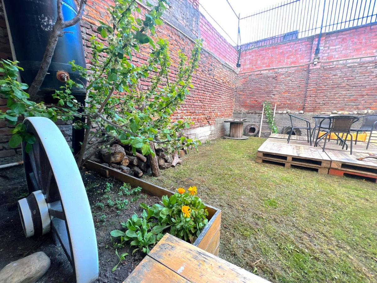 Apartamento Incredible Downtown Duplex With Interior Backyard Punta Arenas Exterior foto