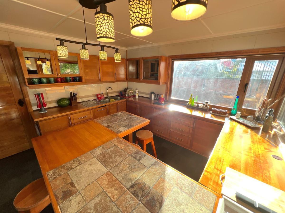 Apartamento Incredible Downtown Duplex With Interior Backyard Punta Arenas Exterior foto